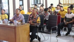 Sambil Nobar Belanda vs Tunisia, Kapolres Natuna Suntik Semangat Kerja Personel ​