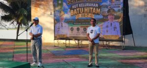 Warga Padati Pantai Piwang, HUT ke-7 Kelurahan Batu Hitam Jadi Simbol Pemersatu Natuna 2 Warga Padati Pantai Piwang, HUT ke-7 Kelurahan Batu Hitam Jadi Simbol Pemersatu Natuna