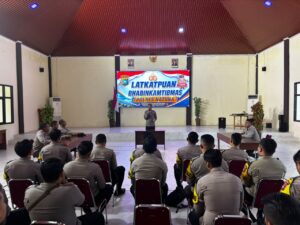 ‎Perkuat Kemampuan Bhabinkamtibmas, Satbinmas Polres Natuna Gelar Latkatpuan