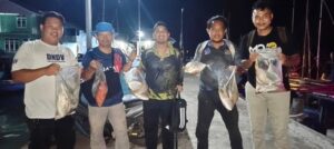 Uji Nyali di Laut Perbatasan, Kasi Intel Kejari Natuna Buktikan Sendiri Kekayaan Bahari Ujung Utara NKRI 3 Uji Nyali di Laut Perbatasan, Kasi Intel Kejari Natuna Buktikan Sendiri Kekayaan Bahari Ujung Utara NKRI