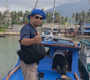 Uji Nyali di Laut Perbatasan, Kasi Intel Kejari Natuna Buktikan Sendiri Kekayaan Bahari Ujung Utara NKRI 2 Uji Nyali di Laut Perbatasan, Kasi Intel Kejari Natuna Buktikan Sendiri Kekayaan Bahari Ujung Utara NKRI
