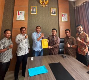 Fahmi Desak Pemerintah Daerah, KONI 'Gedor' Dispora, Tuntut Kepastian Anggaran Atlet! 3 Fahmi Desak Pemerintah Daerah, KONI 'Gedor' Dispora, Tuntut Kepastian Anggaran Atlet!