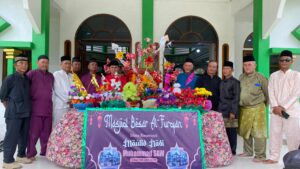 Menghidupkan Sunnah Merawat Ukhuwah, Pawai Telur Merah Serasan, Simbol Cinta Abadi pada Rasulullah SAW