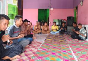 Jalan Poros Desa Payak "Mati Suri", Warga Tagih Janji Pembangunan di Reses DPRD Natuna 2 Jalan Poros Desa Payak "Mati Suri", Warga Tagih Janji Pembangunan di Reses DPRD Natuna