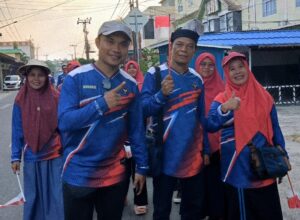 Gelora Kemerdekaan di Tapal Batas, Hampir 1,000 Pelajar SMAN 1 Bunguran Timur Pawai Karnaval Warnai HUT ke-81 RI 2 Gelora Kemerdekaan di Tapal Batas, Hampir 1,000 Pelajar SMAN 1 Bunguran Timur Pawai Karnaval Warnai HUT ke-81 RI