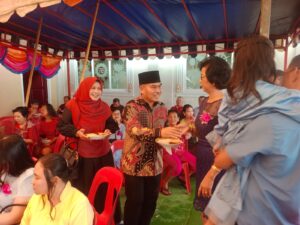 Mustamin Bakri Hadiri Pesta Pernikahan Meriah di Kelenteng Sedanau Bunguran Barat