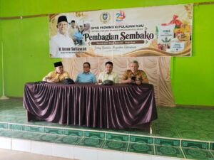 Ketua DPRD Kepri Iman Sutiawan Turun Gunung, Pastikan Warga Seluruh Daerah Ikut Rasakan Kebahagiaan HUT ke-24 2 Ketua DPRD Kepri Iman Sutiawan Turun Gunung, Pastikan Warga Seluruh Daerah Ikut Rasakan Kebahagiaan HUT ke-24