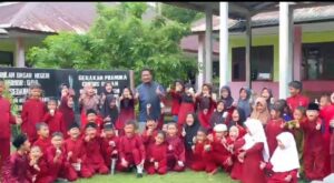 SPPG Sedanau Kembali Hadir, Ari: Kami Ingin Anak-Anak Merasakan Manfaat Program Presiden 3 SPPG Sedanau Kembali Hadir, Ari: Kami Ingin Anak-Anak Merasakan Manfaat Program Presiden